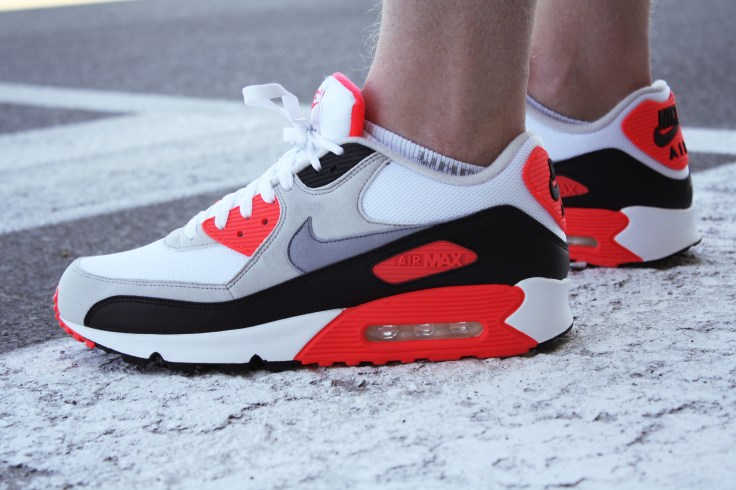 Infrared Air Max 90